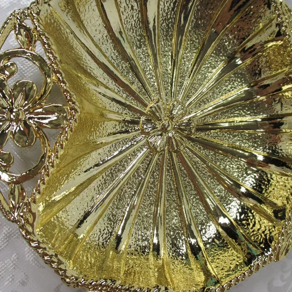 Metal GOLD Color Shell Soap Holder NIB